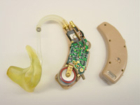 Internal components of a BTE hearing aid