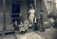 St. Louis Children's Hospital social worker making a home visit, ca. 1910