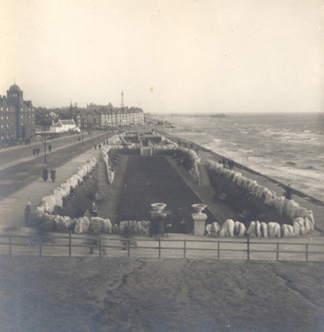 The shoreline of Blackpool, England, May 1917
