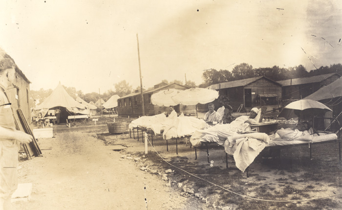 Patients relaxing in the sun, Base Hospital 21, Rouen, France