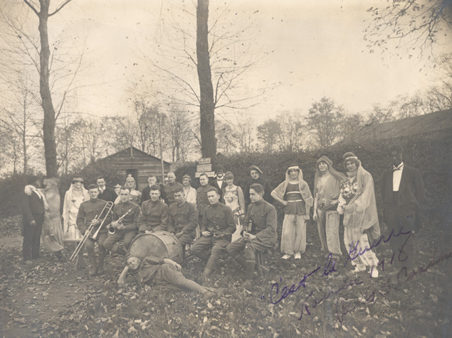 "C'est la Guerre" cast and orchestra, Base Hospital 21, Rouen, France, 1918