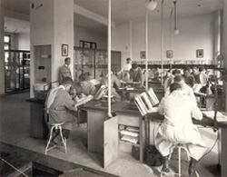Anatomy Dissection Room, ca. 1921