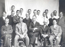 Evarts A. Graham and surgical department staff, 1920